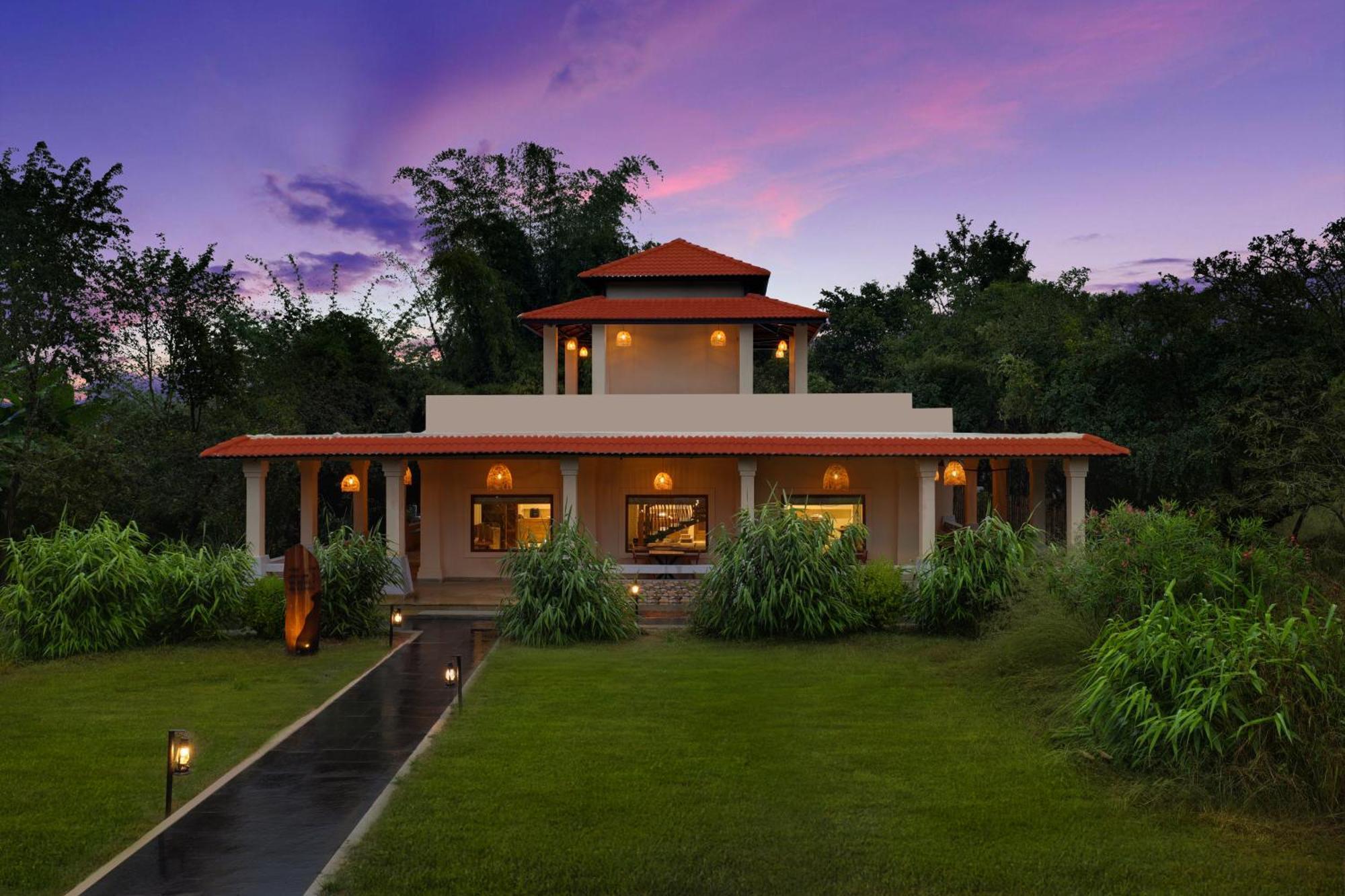 Lemon Tree Wildlife Resort, Kānha Exterior foto